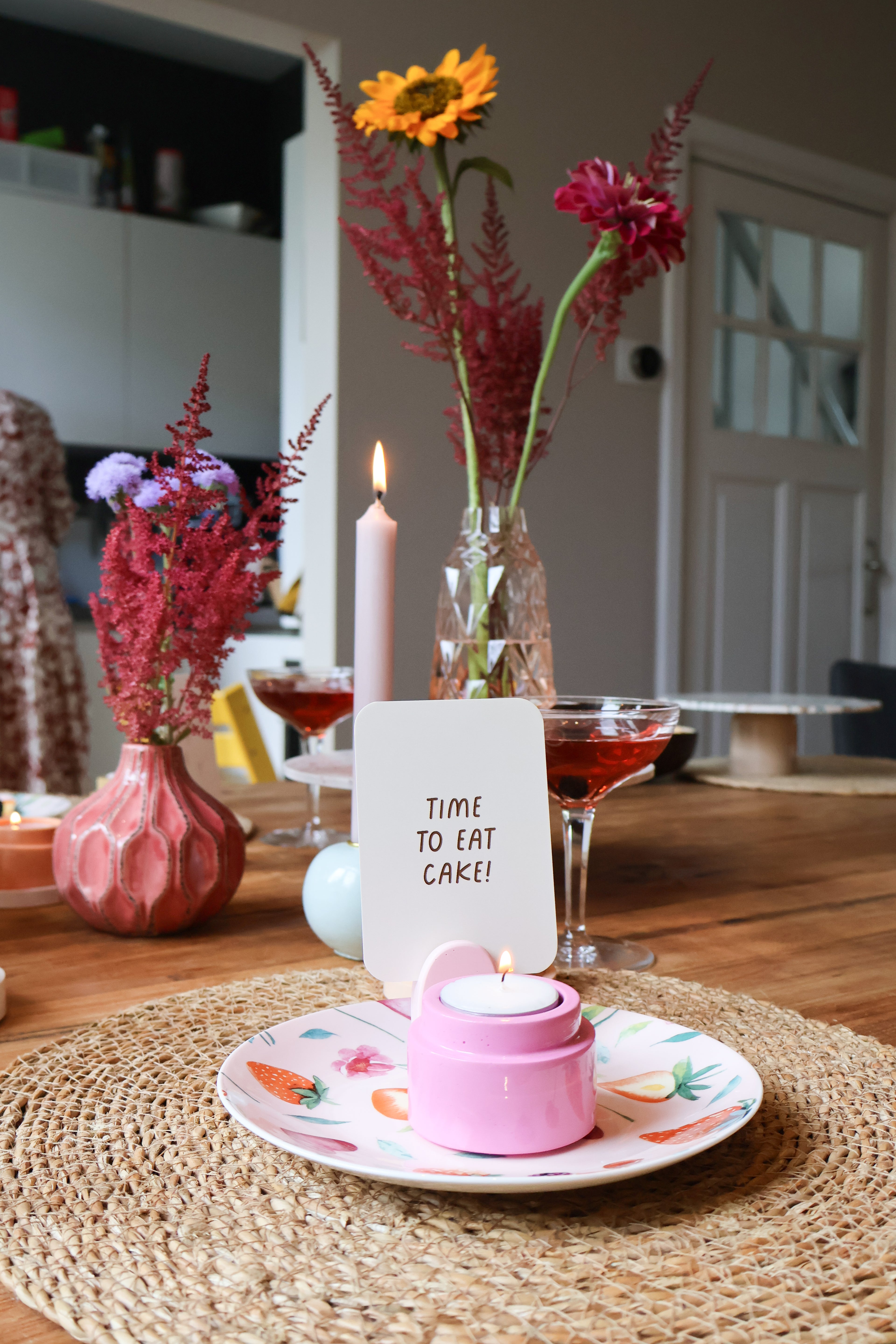Candle holder hot pink