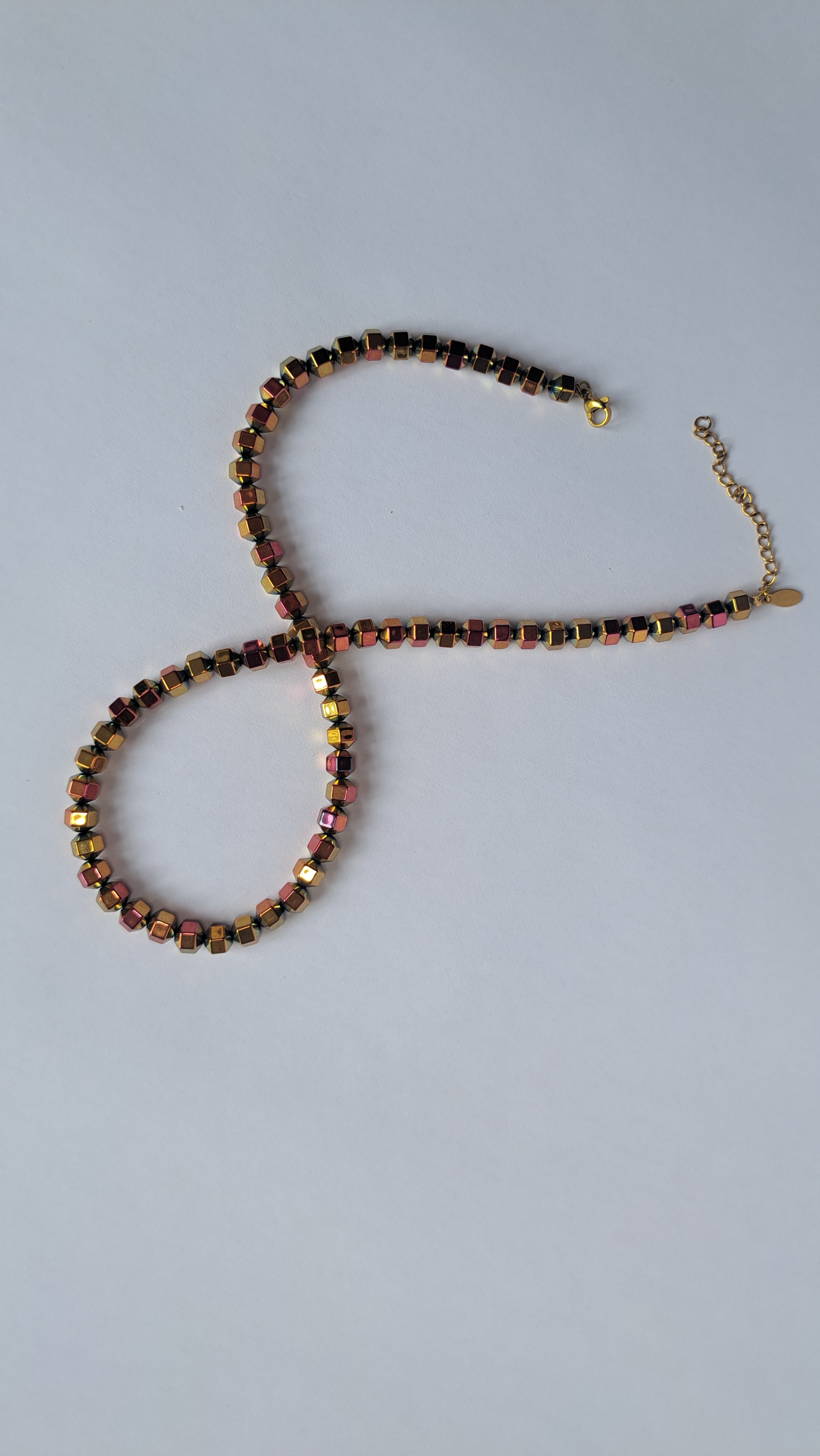 Kleurrijke hematiet kralenketting